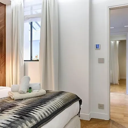 Апартаменты Mykeypers Incredible Luxury Flat 2br/6p - Champs-elysees
