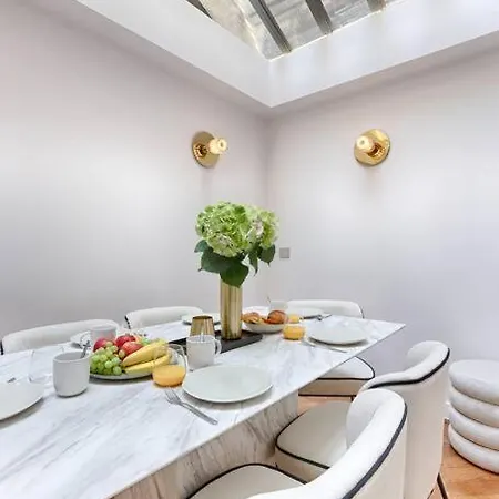 Mykeypers Incredible Luxury Flat 2br/6p - Champs-elysees Апартаменты Париж