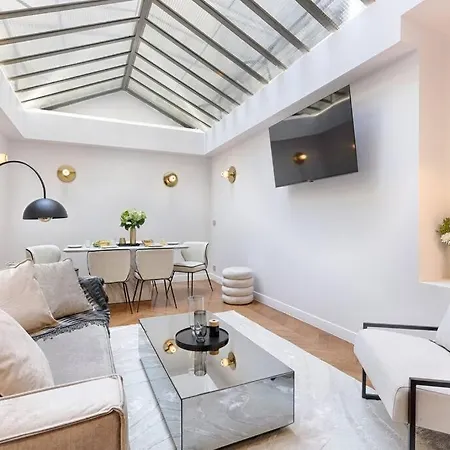 Апартаменты Mykeypers Incredible Luxury Flat 2br/6p - Champs-elysees