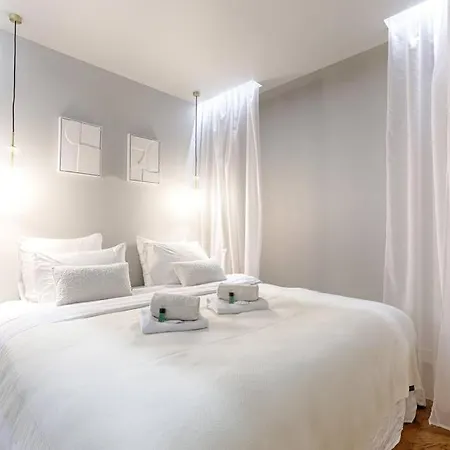 Апартаменты Mykeypers Incredible Luxury Flat 2br/6p - Champs-elysees *