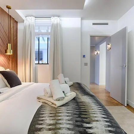 Mykeypers Incredible Luxury Flat 2br/6p - Champs-elysees Apartment