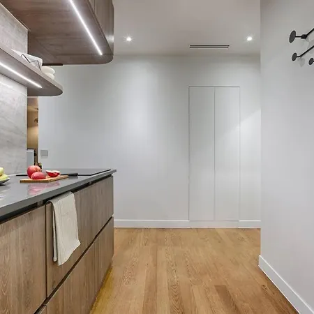 Mykeypers Incredible Luxury Flat 2br/6p - Champs-elysees * Париж