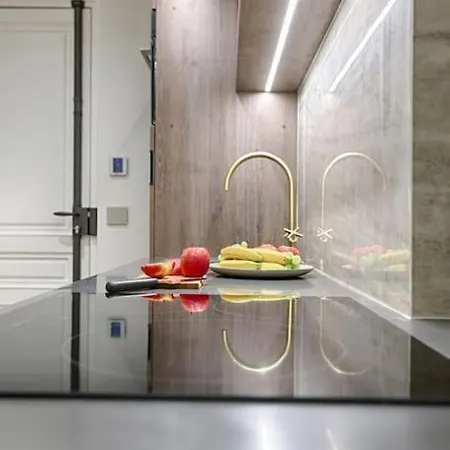 Апартаменты Mykeypers Incredible Luxury Flat 2br/6p - Champs-elysees