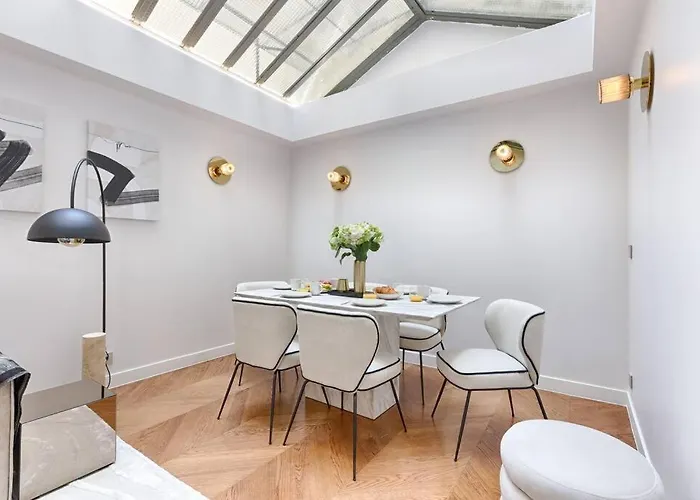 Apartament Mykeypers Incredible Luxury Flat 2br/6p - Champs-elysees *