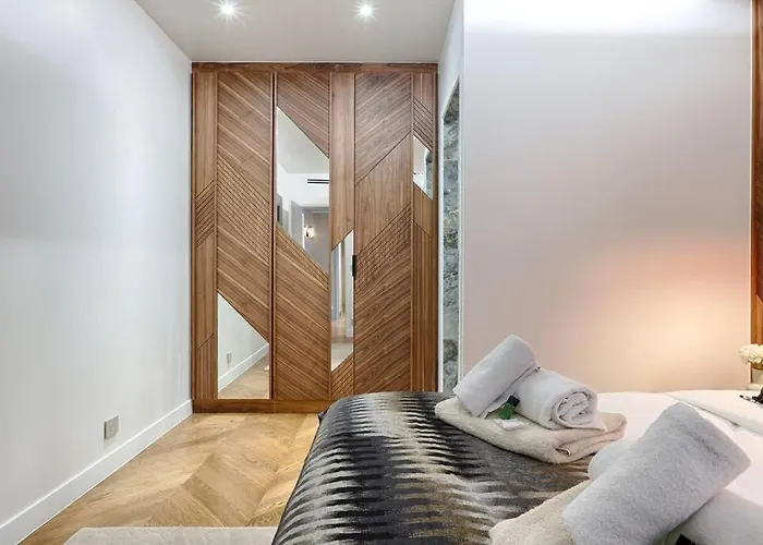 Mykeypers Incredible Luxury Flat 2br/6p - Champs-elysees Paryż