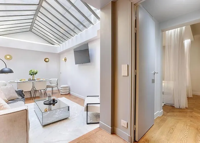 Apartament Mykeypers Incredible Luxury Flat 2br/6p - Champs-elysees Paryż