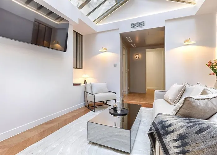 Apartament Mykeypers Incredible Luxury Flat 2br/6p - Champs-elysees